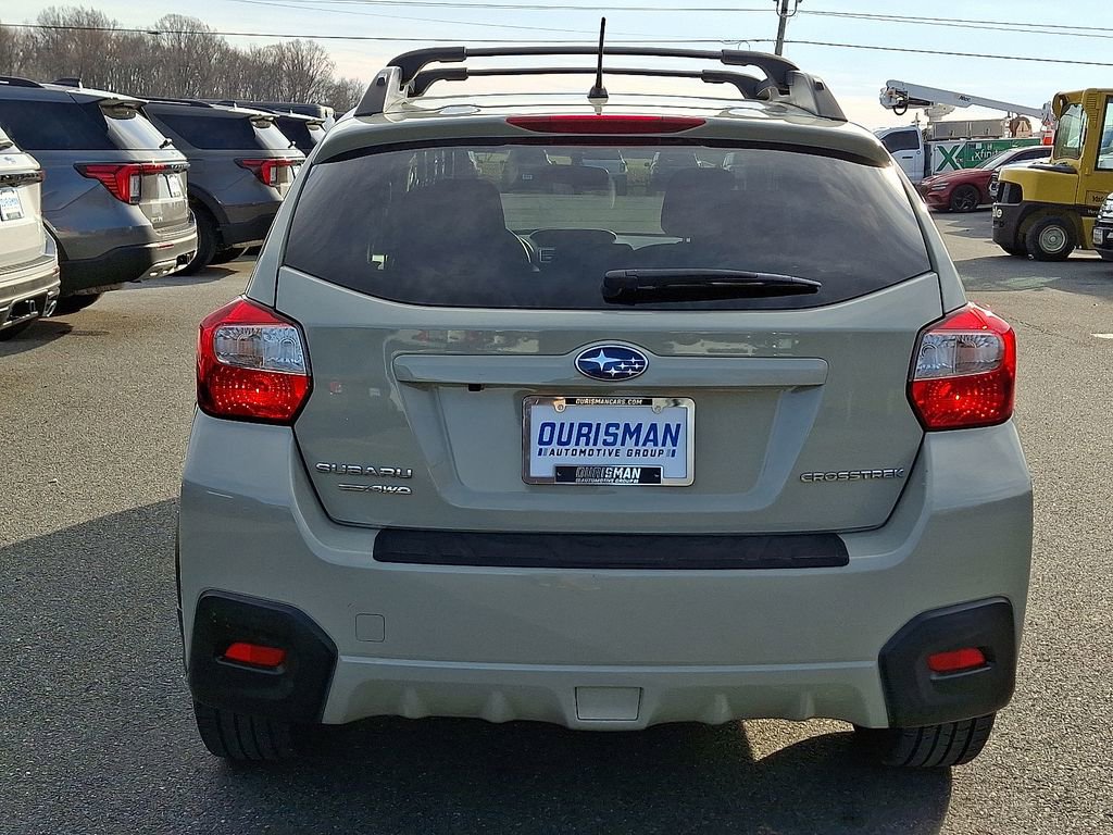 Used 2017 Subaru Crosstrek 2.0i Premium w/ Moonroof Package image 5