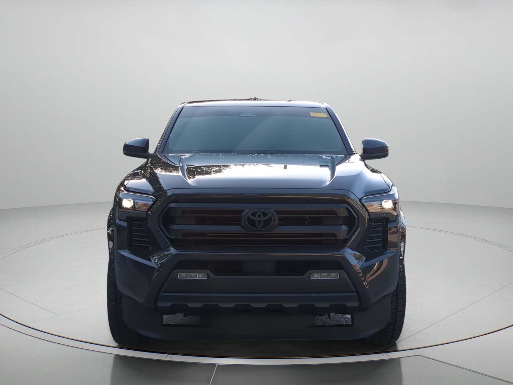 Used 2025 Toyota Tacoma SR5 AWD/4WD image 37