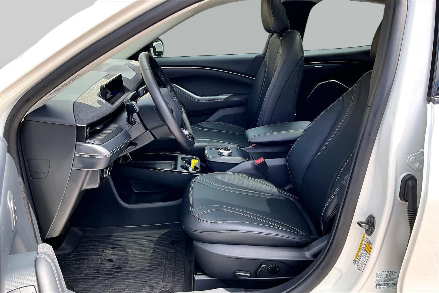 Certified 2023 Ford Mustang Mach-E Premium AWD/4WD image 9