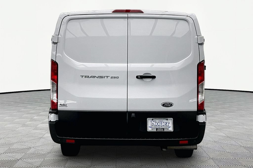 Certified 2024 Ford Transit 250 Low Roof w/ Load Area Protection Package RWD image 4