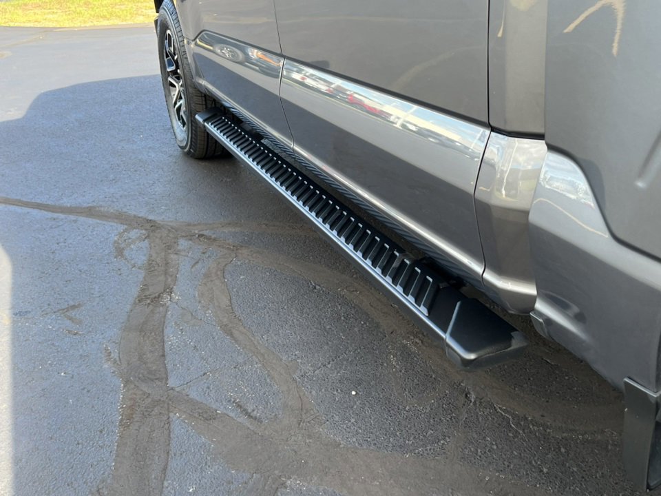 Certified 2022 Ford F150 XLT w/ Equipment Group 302A High image 14