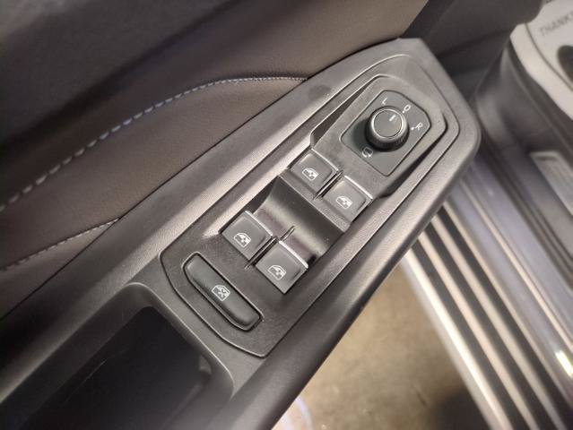 Used 2023 Volkswagen Atlas Cross Sport SEL Premium R-Line AWD/4WD image 10