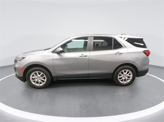 Used 2024 Chevrolet Equinox LT w/ Driver Convenience Package image 2
