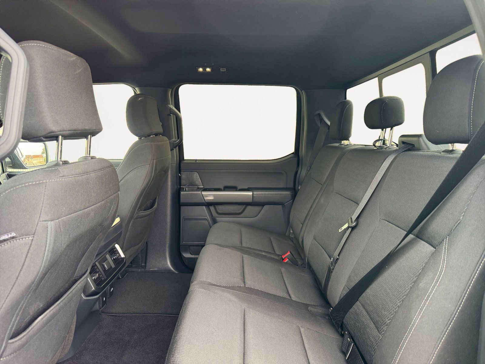 Certified 2022 Ford F150 XLT w/ Equipment Group 302A High image 13