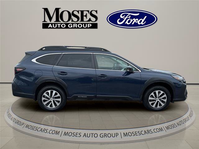 Used 2024 Subaru Outback Premium AWD/4WD image 4