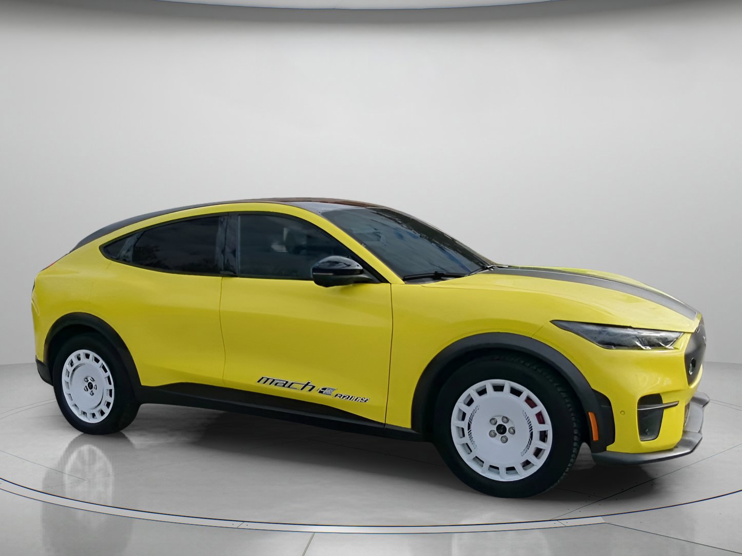 Certified 2024 Ford Mustang Mach-E GT image 30