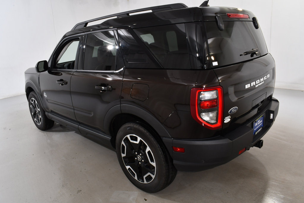 Certified 2021 Ford Bronco Sport Outer Banks AWD/4WD image 15