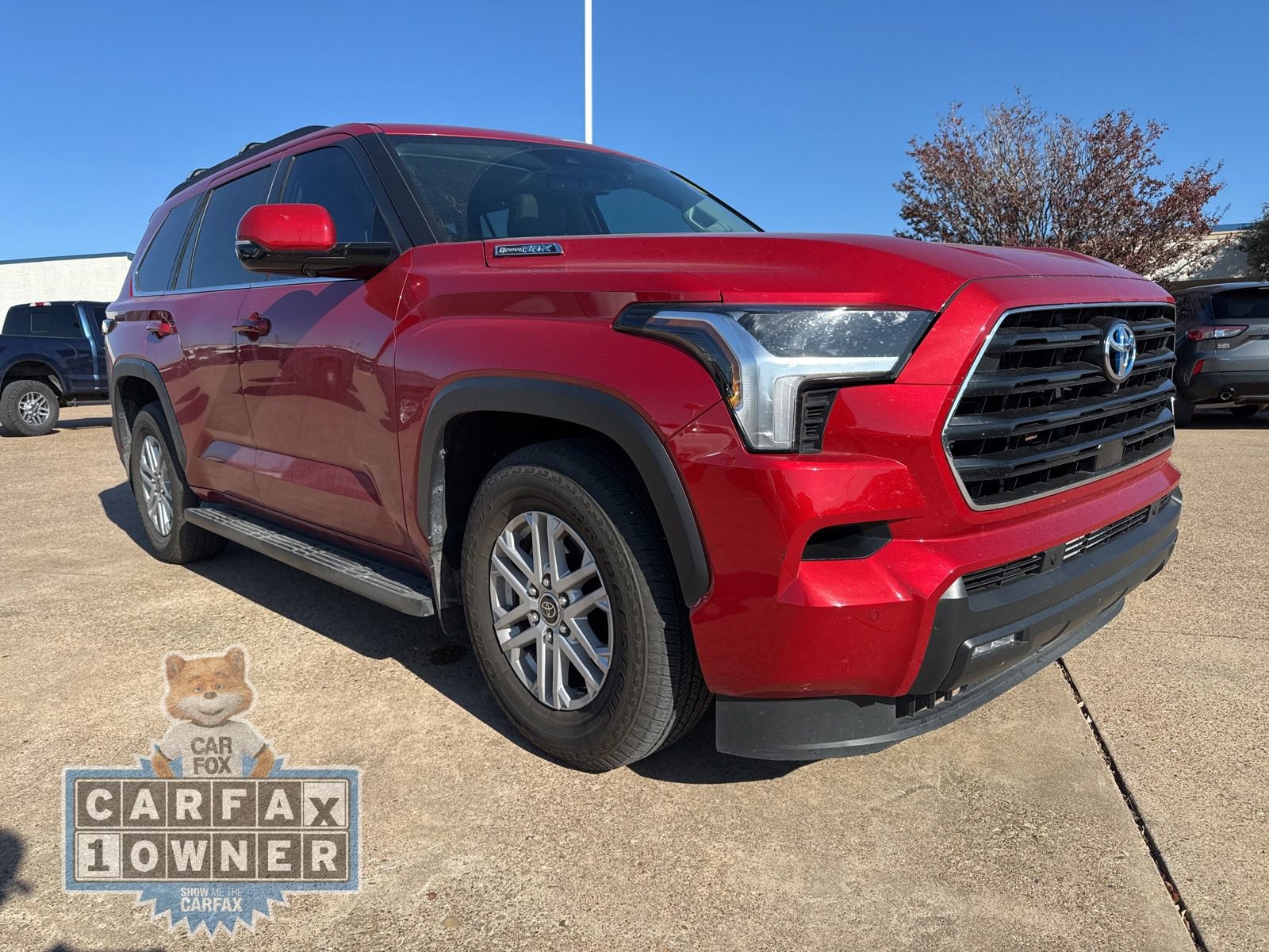 Used 2024 Toyota Sequoia SR5 image 1