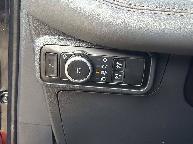 Certified 2025 Ford Explorer Active w/ Active Comfort Package RWD image 21
