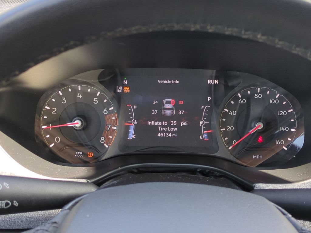 Used 2025 Jeep Compass Latitude AWD/4WD image 18