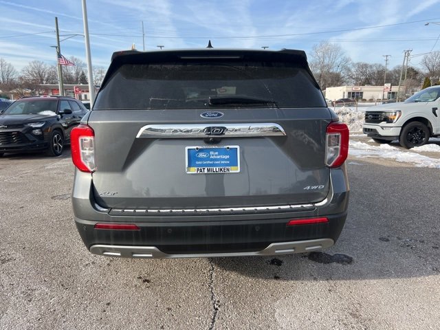 Certified 2022 Ford Explorer XLT w/ Equipment Group 202A image 5
