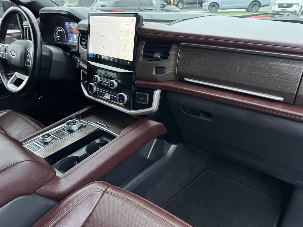 Certified 2023 Ford Expedition Max Limited image 5