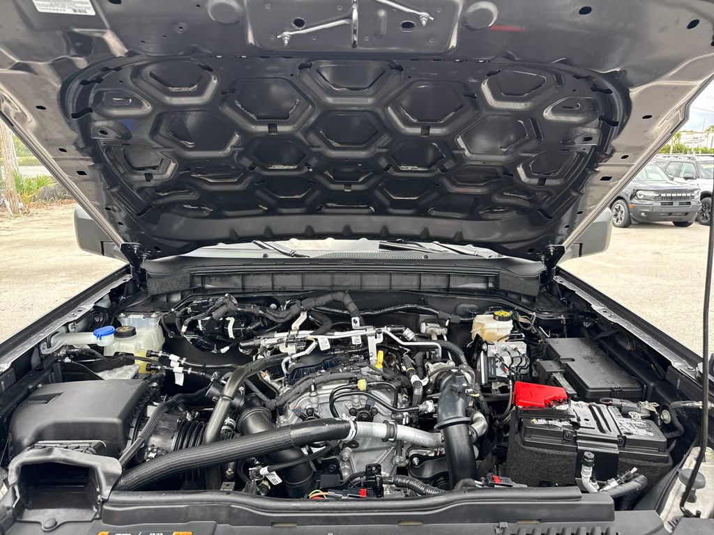 Certified 2025 Ford Bronco Big Bend image 29