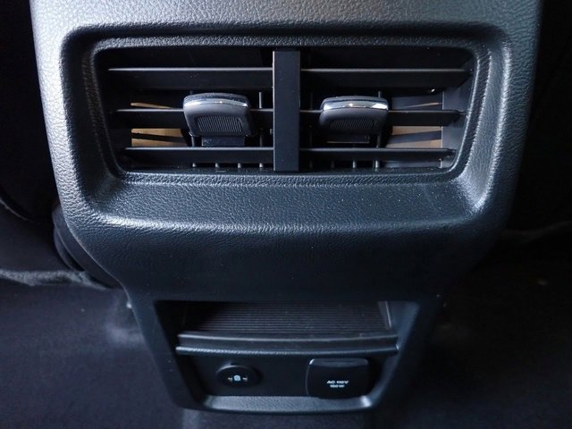 Certified 2024 Ford Edge SEL w/ Convenience Package image 18