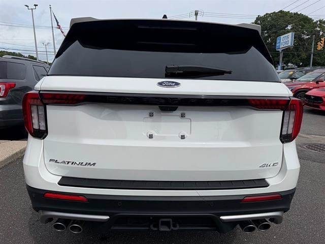 Certified 2025 Ford Explorer Platinum w/ Ultimate Package AWD/4WD image 7