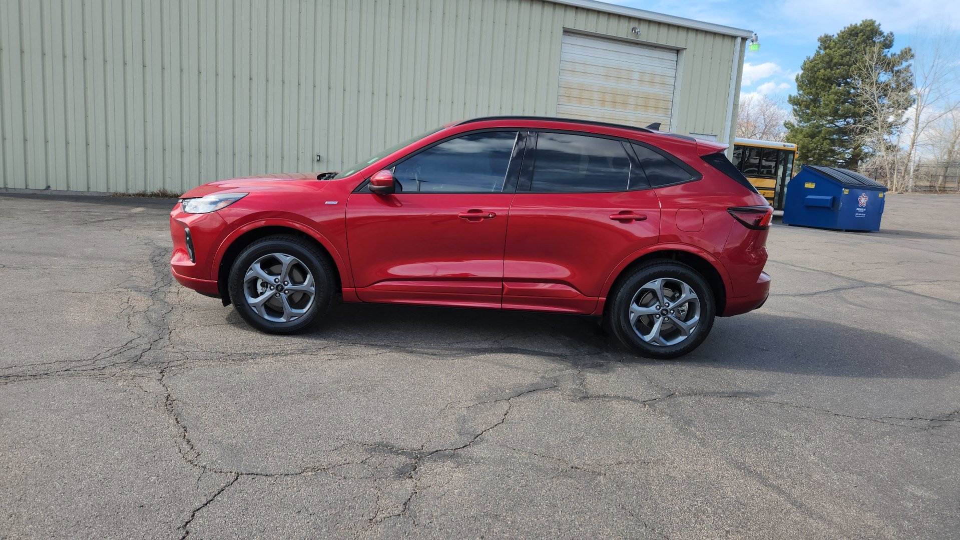 Certified 2023 Ford Escape ST-Line Select w/ Tech Pack #2 image 7