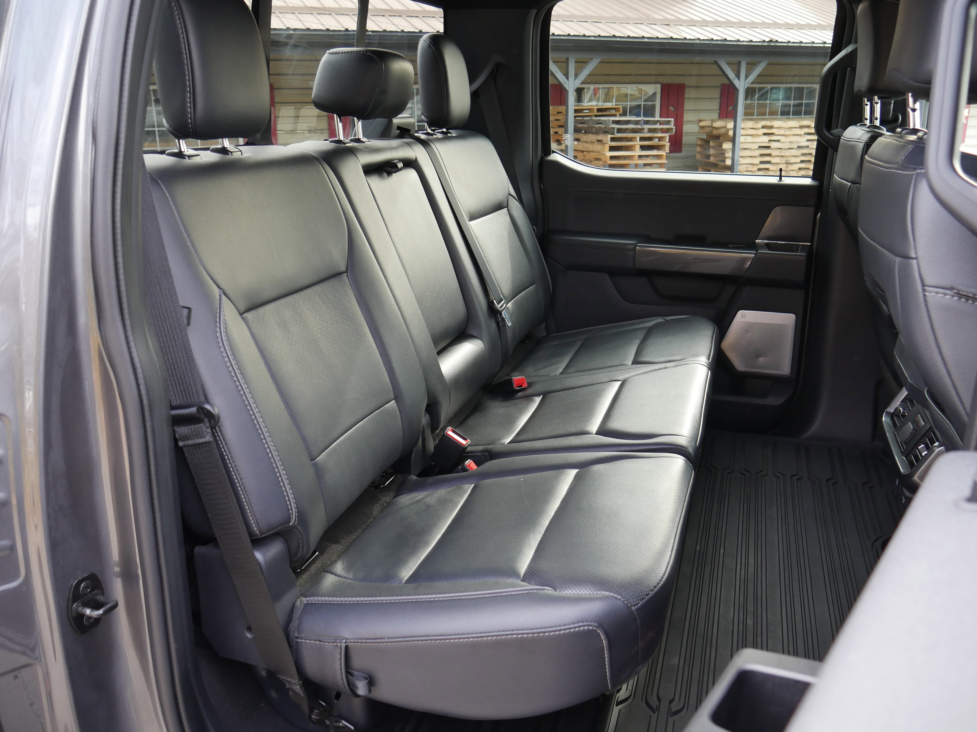 Certified 2023 Ford F150 Lariat w/ Equipment Group 502A High image 35