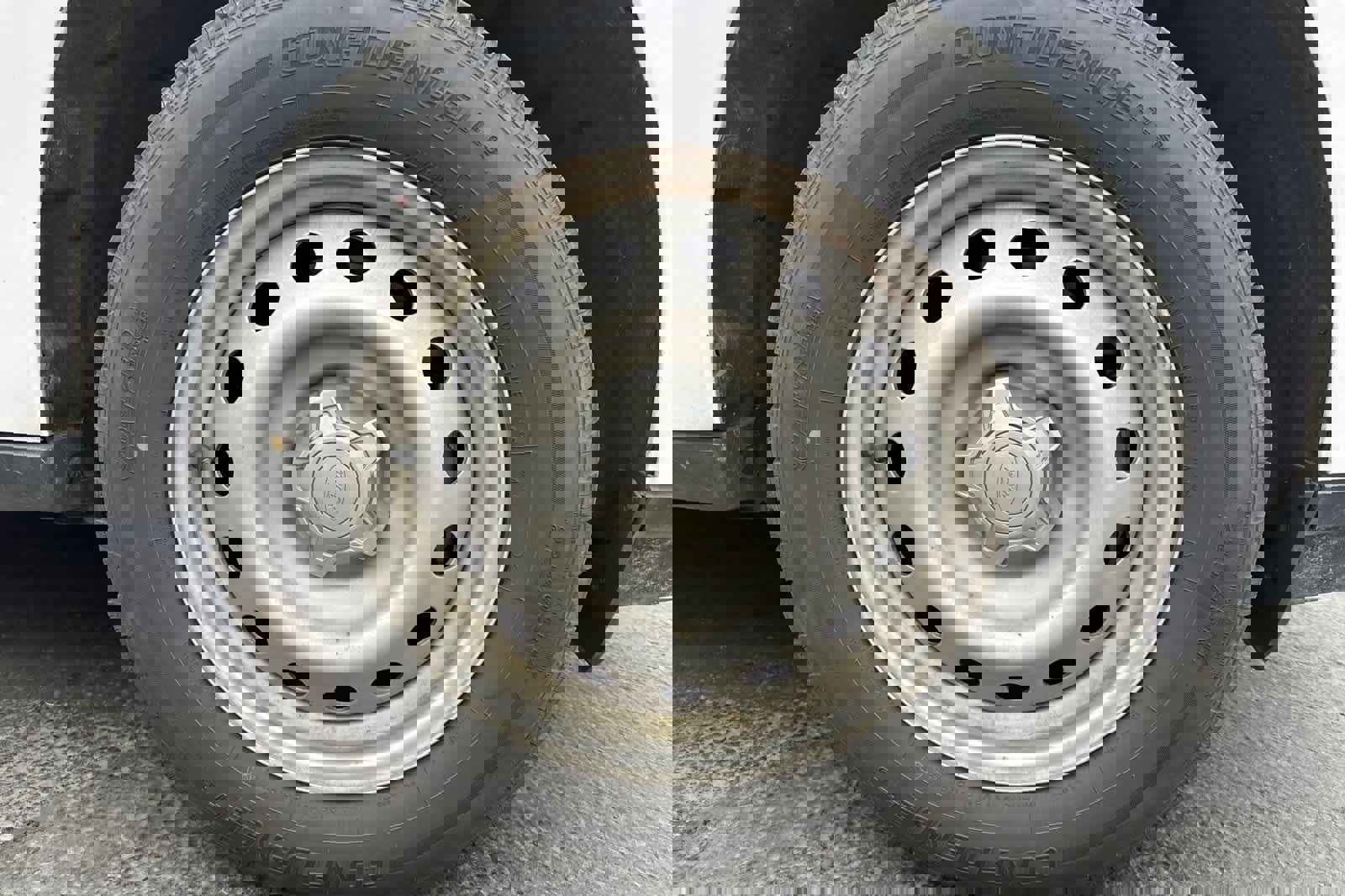 Certified 2022 Ford Maverick XL image 11