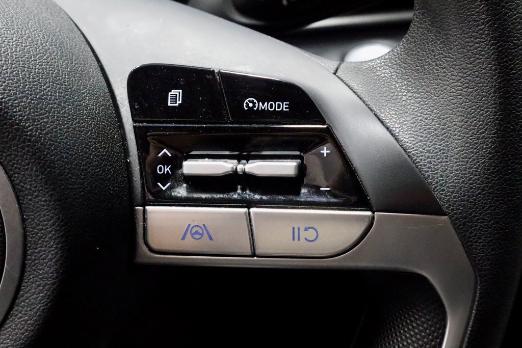 Used 2021 Hyundai Elantra SEL image 28