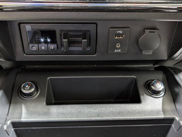 Used 2018 Nissan Titan Platinum Reserve w/ Platinum Utility Package AWD/4WD image 8
