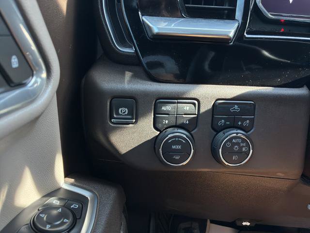 Used 2025 Chevrolet Silverado 1500 LT Trail Boss w/ Convenience Package II AWD/4WD image 29