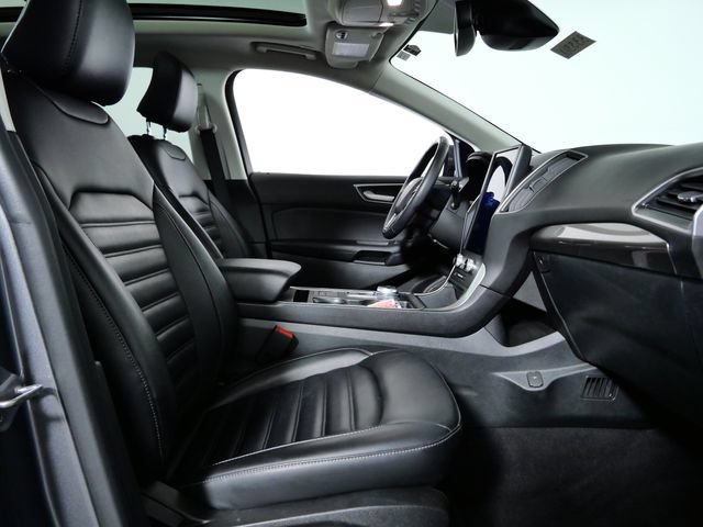 Certified 2024 Ford Edge SEL w/ Convenience Package AWD/4WD image 11
