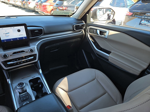 Certified 2023 Ford Explorer XLT w/ Equipment Group 202A image 16