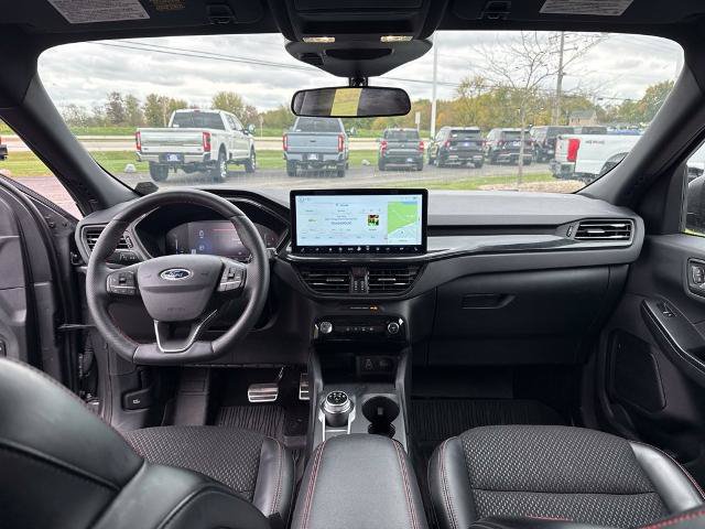 Certified 2024 Ford Escape ST-Line w/ Tech Pack #1 AWD/4WD image 16