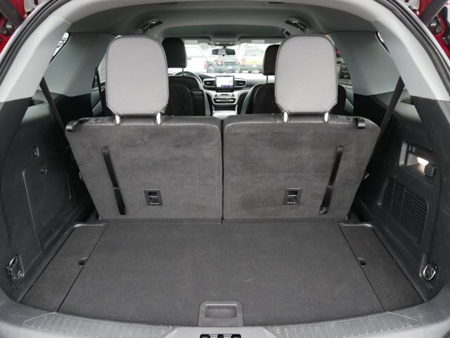 Certified 2022 Ford Explorer XLT w/ Equipment Group 202A AWD/4WD image 21
