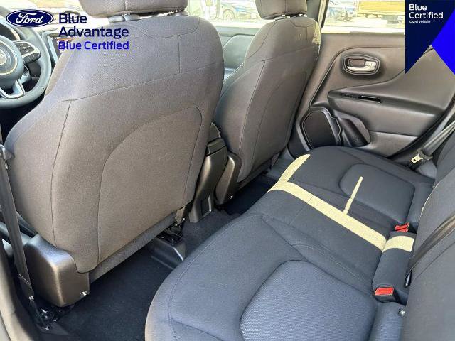 Used 2023 Jeep Renegade Latitude AWD/4WD image 12