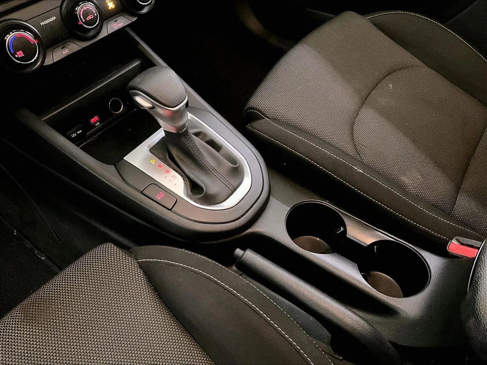 Used 2023 Kia Forte LXS w/ LXS Technology Package FWD image 16