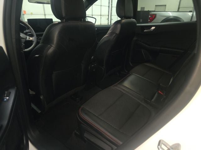 Certified 2023 Ford Escape ST-Line w/ Tech Pack #1 AWD/4WD image 13