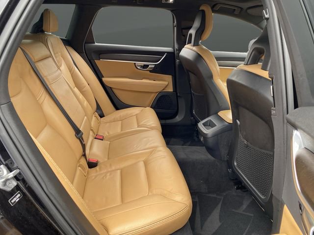 Used 2018 Volvo V90 T6 Cross Country w/ Protection Package image 29