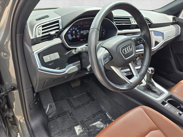 Used 2022 Audi Q3 2.0T Premium AWD/4WD image 10