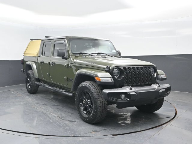 Used 2022 Jeep Gladiator Sport AWD/4WD image 2