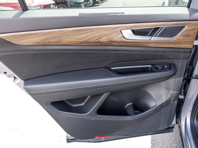 Used 2024 Volkswagen Atlas SE AWD/4WD image 26