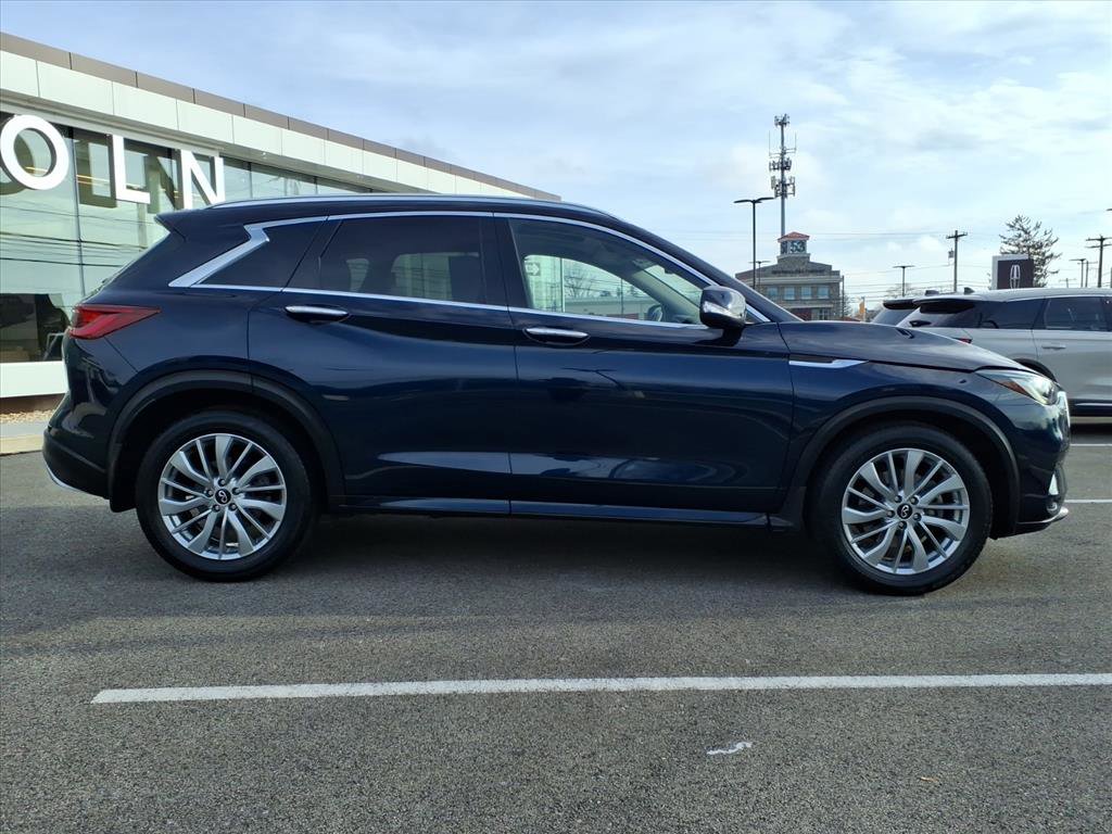 Used 2023 INFINITI QX50 Luxe image 9