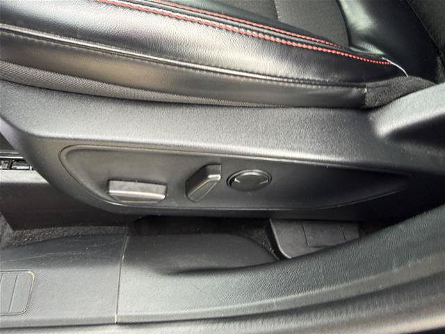 Certified 2025 Ford Escape ST-Line Select AWD/4WD image 13