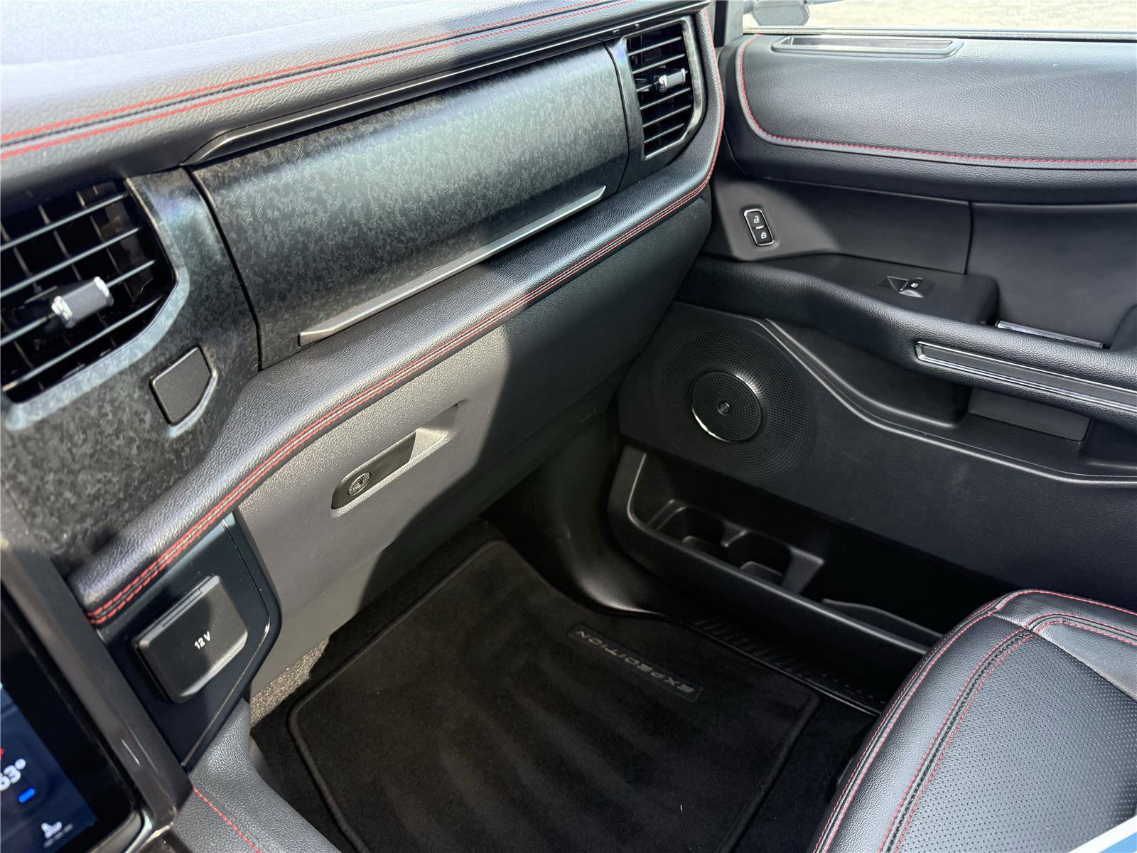 Certified 2024 Ford Expedition Max Limited image 19