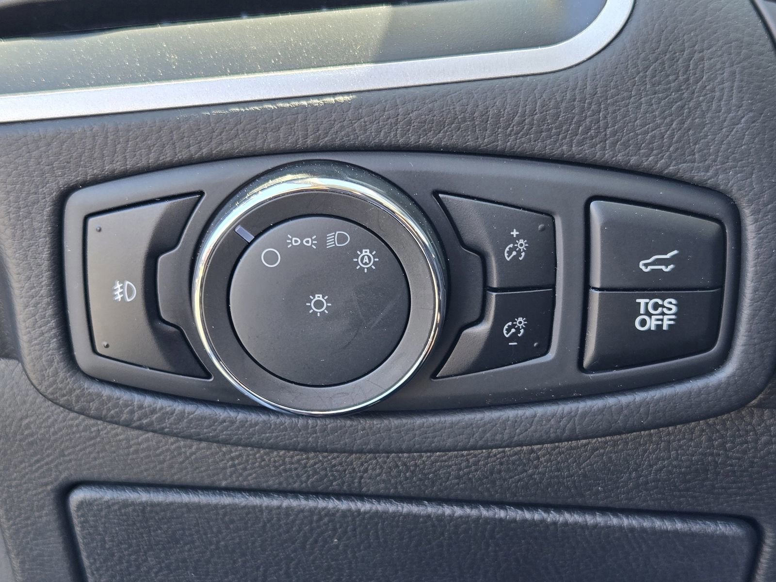 Certified 2024 Ford Edge SEL w/ Convenience Package image 19