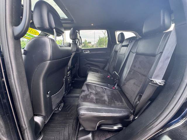 Used 2018 Jeep Grand Cherokee Altitude AWD/4WD image 15