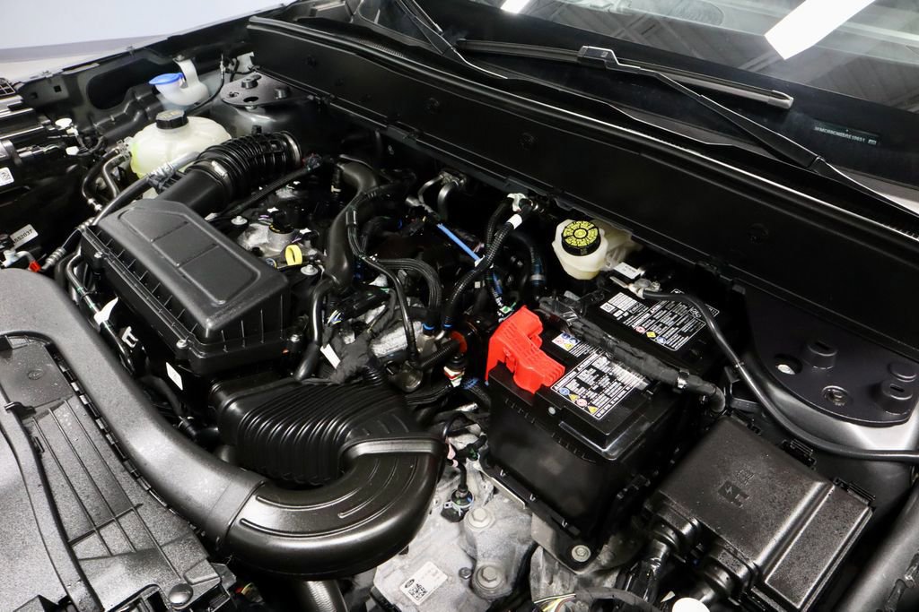 Certified 2025 Ford Bronco Sport Outer Banks w/ Outer Banks Tech Package+ AWD/4WD image 17