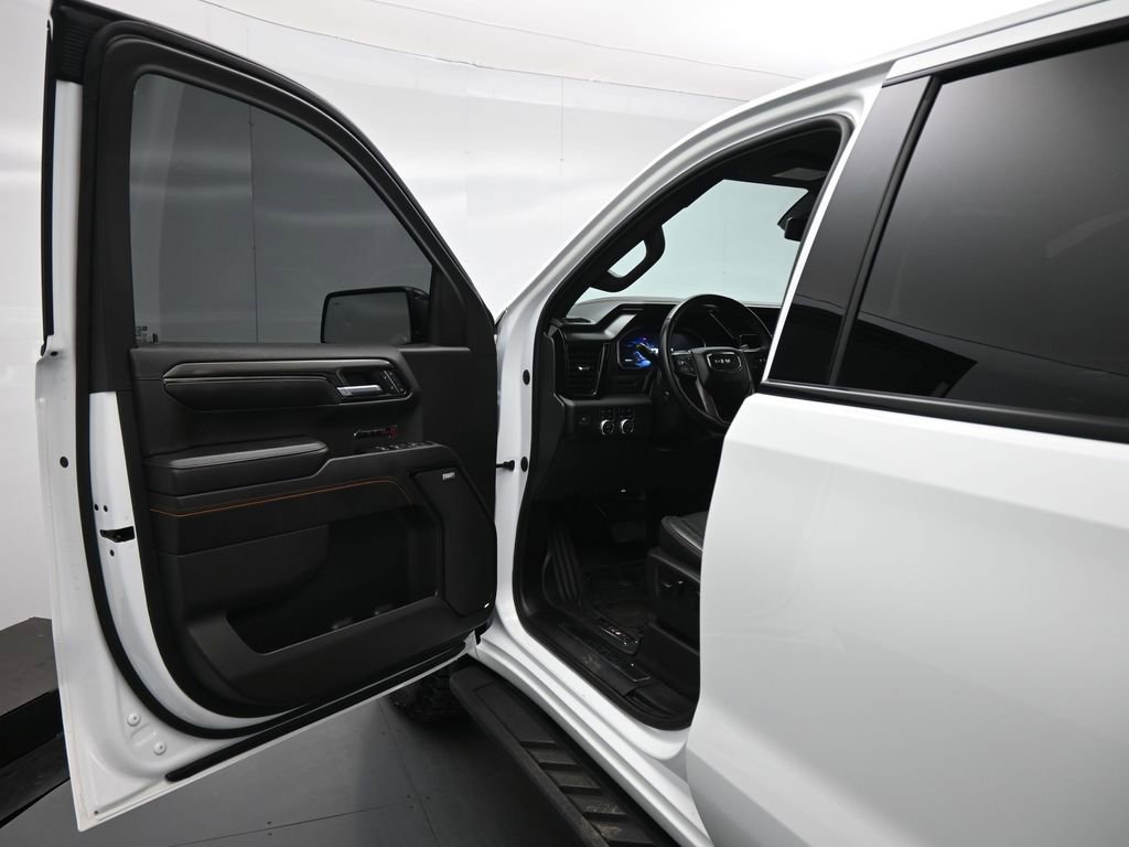 Used 2023 GMC Sierra 1500 AT4 w/ AT4 Premium Package image 9