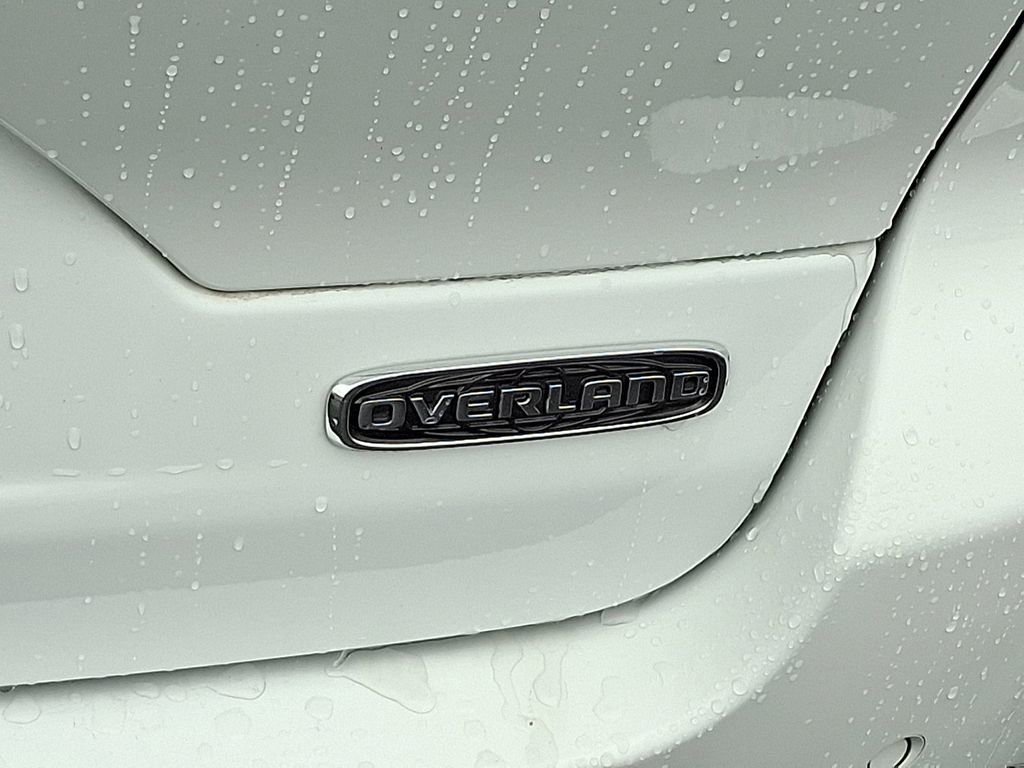 Used 2024 Jeep Grand Cherokee Overland w/ Trailer Tow Package image 30