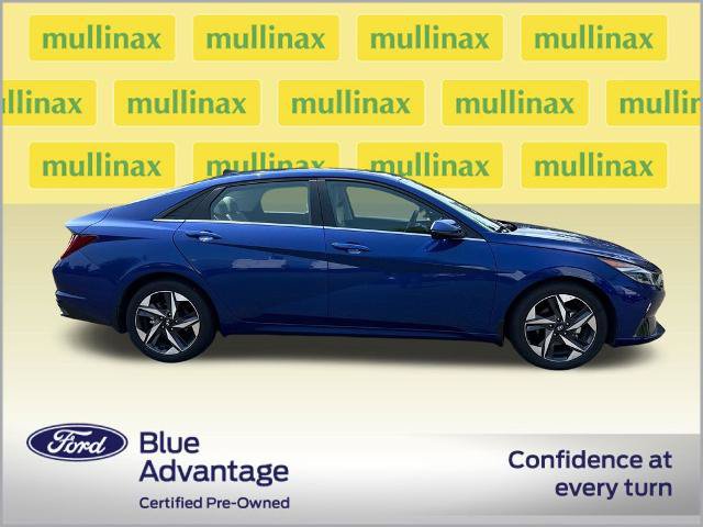 Used 2023 Hyundai Elantra Limited FWD image 2
