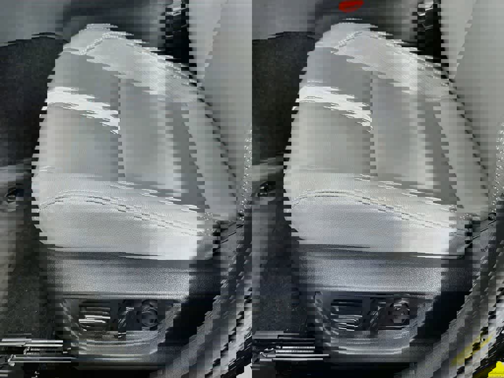 Used 2025 Toyota Camry SE w/ Multimedia Upgrade Package FWD image 30