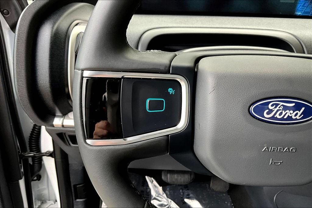 Certified 2025 Ford Expedition Active RWD image 13