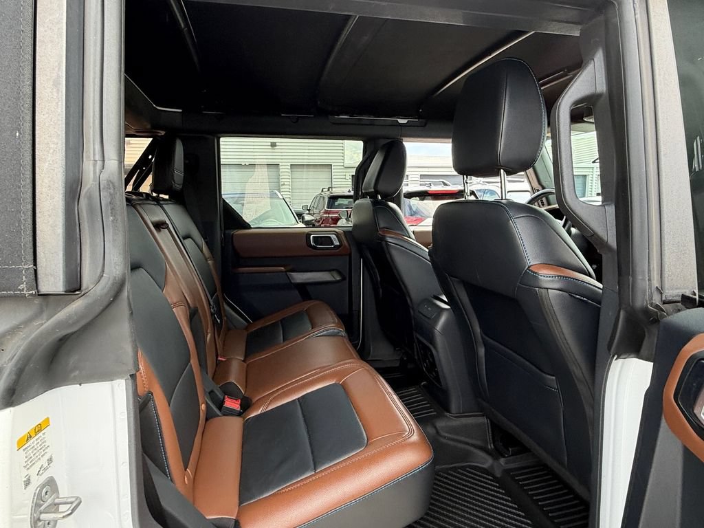 Certified 2022 Ford Bronco Outer Banks w/ Sasquatch Package AWD/4WD image 15