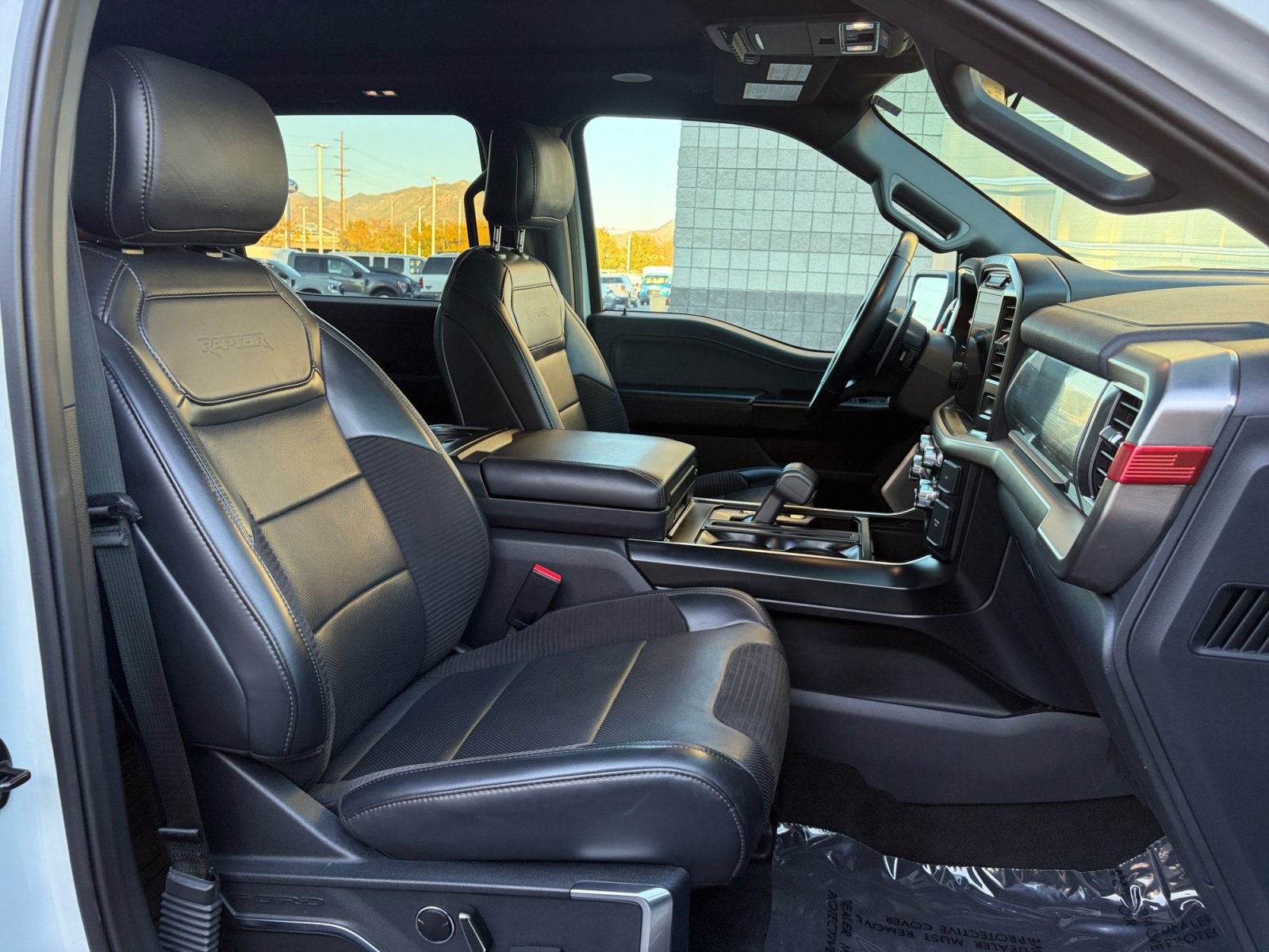 Certified 2023 Ford F150 Raptor w/ Raptor 37 Performance Package AWD/4WD image 34