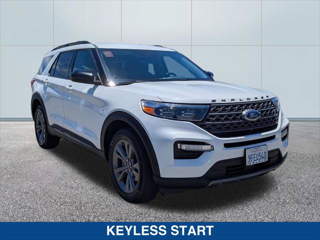 Certified 2023 Ford Explorer XLT w/ Equipment Group 202A AWD/4WD image 6